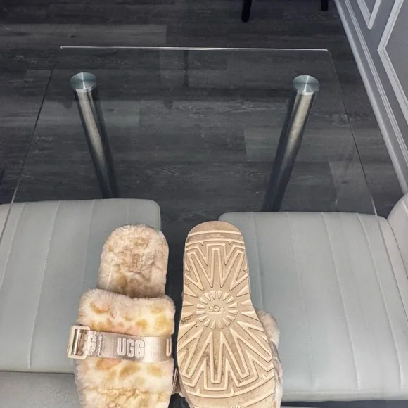 UGG Fluffita Slide Sandals – Natural / Cream - Picture 2 of 3